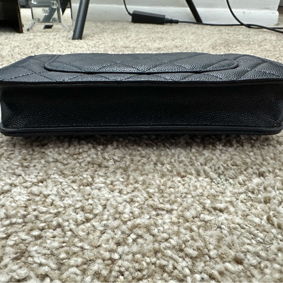 Chanel Black Textured CC Wallet on Chain Quilted Caviar - Picture 3 of 9